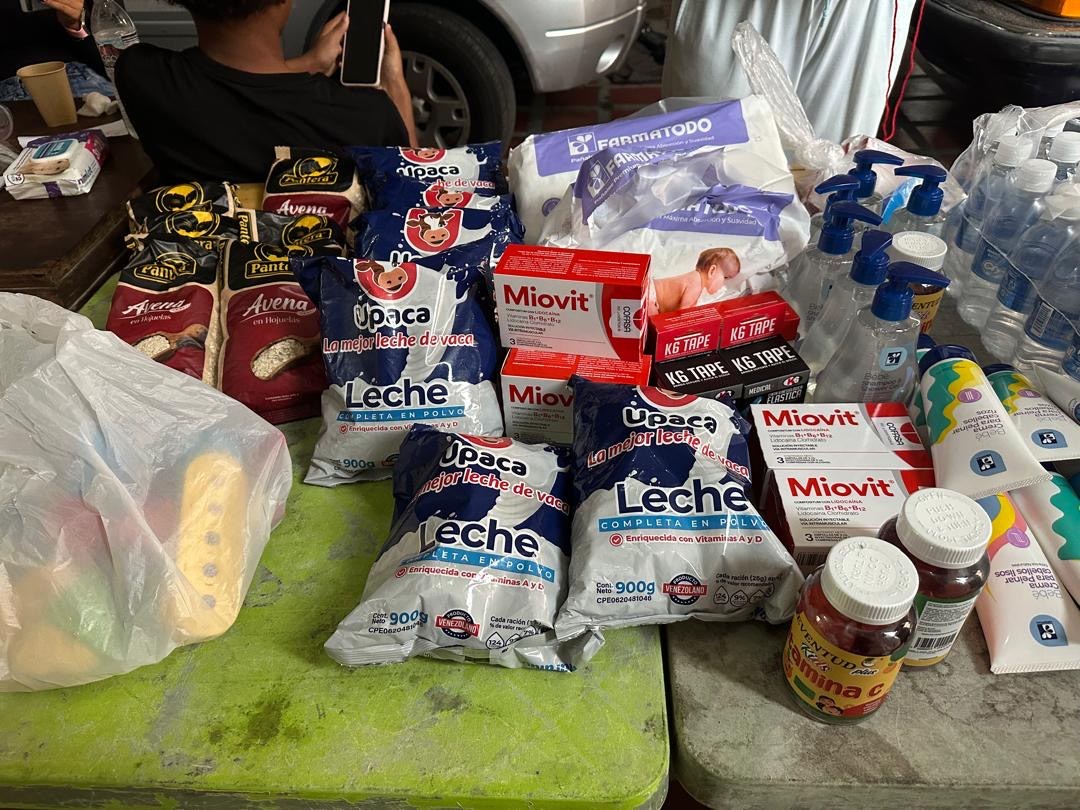 Leche en polvo, avena y medicinas